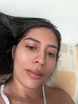 Snapshot of Sophie__Foxxx chatting on 02-10-25, 11:57 Sophie Foxxx online show from 02-10-25, 11:57