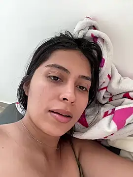 Snapshot of Sophie__Foxxx chatting on 03-04-25, 08:38 Sophie Foxxx online show from 03-04-25, 08:38