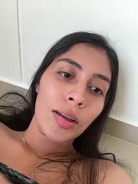 Snapshot of Sophie__Foxxx chatting on 03-19-25, 09:48 Sophie Foxxx online show from 03-19-25, 09:48