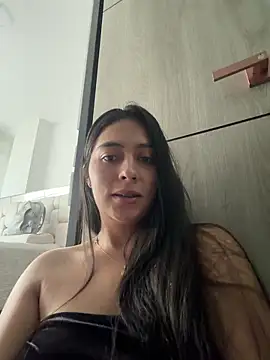 Sophie  Foxxx online show from 04-20-26, 03:37