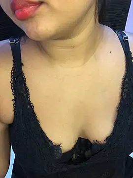 Rose Olivia online show from 03-12-26, 04:13