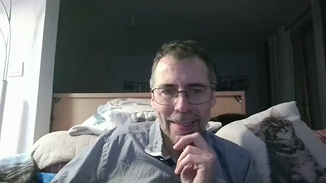 ptitcanard60600 online show from 04-07-26, 09:37