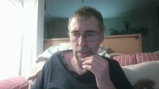 ptitcanard60600 online show from 04-26-26, 09:45