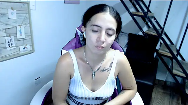 samantha baby  online show from 09-23-25, 07:06