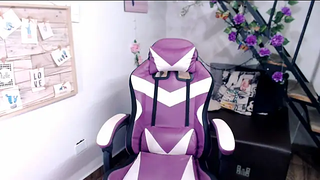 Snapshot of samantha_baby_ chatting on 07-22-26, 05:49 samantha baby online show from 07-22-26, 05:49