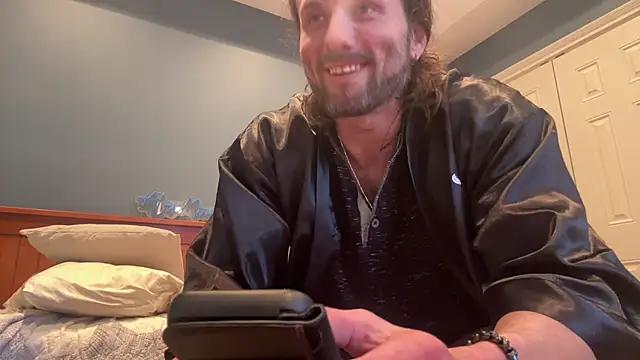 Snapshot of alexmannd chatting on 12-24-24, 02:01 alexmannd online show from 12-24-24, 02:01