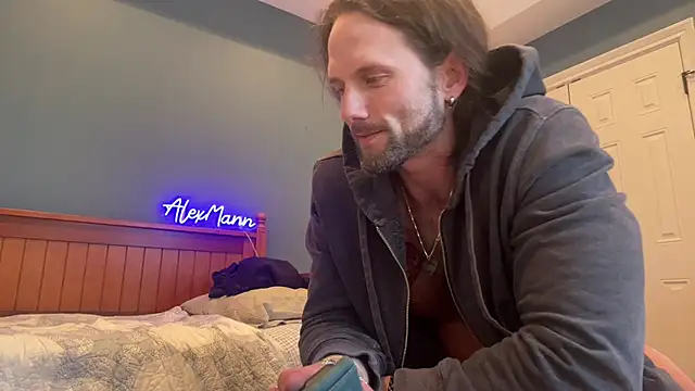 Snapshot of alexmannd chatting on 01-10-25, 03:16 alexmannd online show from 01-10-25, 03:16