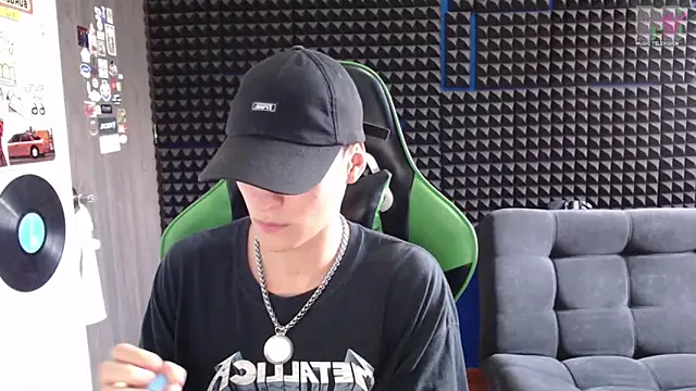 Curly Angel24 online show from 12-14-25, 10:03