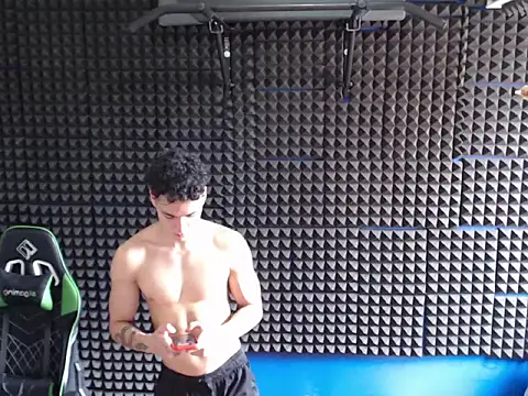 Snapshot of Curly_Angel24 chatting on 01-05-26, 05:27 Curly Angel24 online show from 01-05-26, 05:27