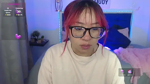 Snapshot of Kata_Bigboobs chatting on 01-25-25, 12:37 Kata Bigboobs online show from 01-25-25, 12:37