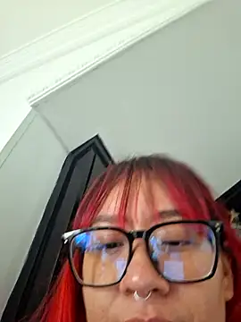 Snapshot of Kata_Bigboobs chatting on 03-17-25, 05:49 Kata Bigboobs online show from 03-17-25, 05:49