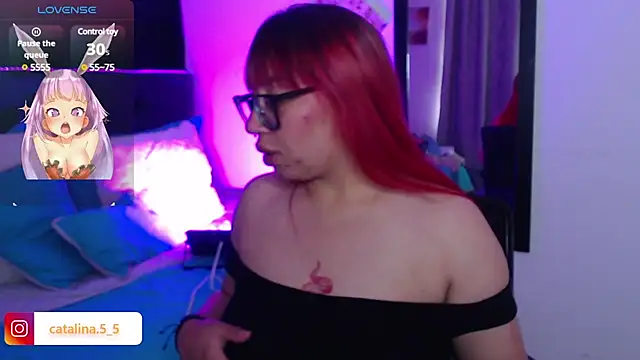 Snapshot of Kata_Bigboobs chatting on 03-20-25, 06:42 Kata Bigboobs online show from 03-20-25, 06:42