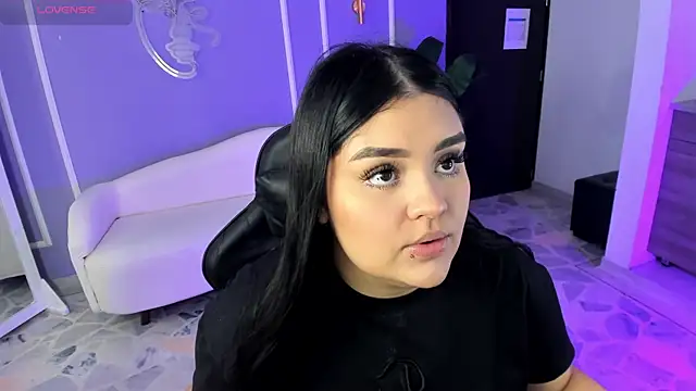 Snapshot of martinasaez chatting on 09-25-25, 07:39 martinasaez online show from 09-25-25, 07:39
