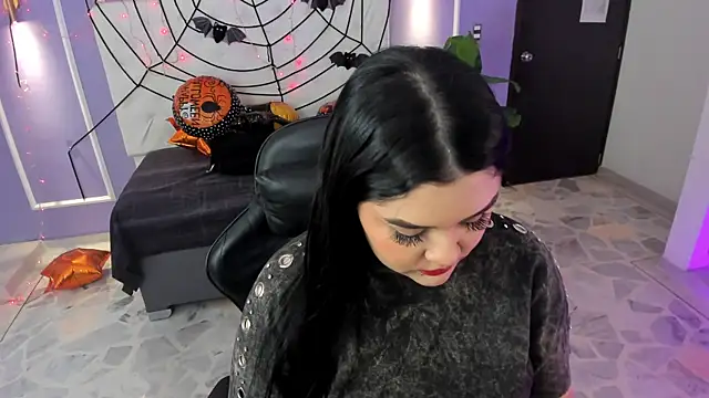 Snapshot of martinasaez chatting on 10-15-25, 08:31 martinasaez online show from 10-15-25, 08:31