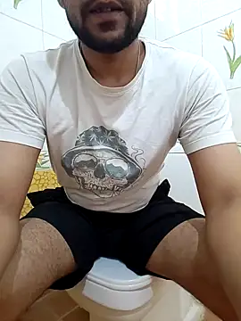 Snapshot of Casting_Design chatting on 10-06-25, 03:04 Casting Design online show from 10-06-25, 03:04