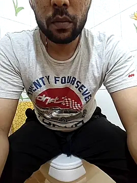 Snapshot of Casting_Design chatting on 10-13-25, 12:43 Casting Design online show from 10-13-25, 12:43