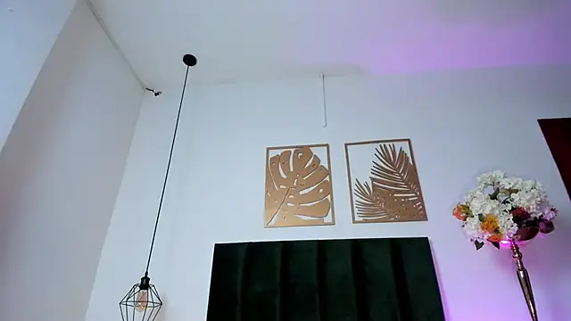 Snapshot of NoraDasilva chatting on 02-11-25, 03:50 NoraDasilva online show from 02-11-25, 03:50