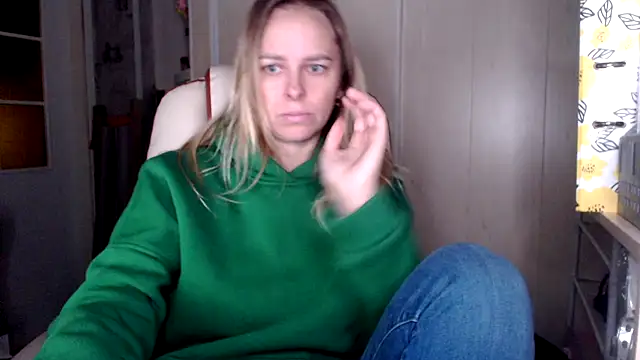 las sweet online show from 10-24-25, 07:05