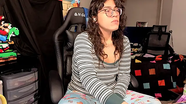 ShinyCherub online show from 11-15-25, 03:19