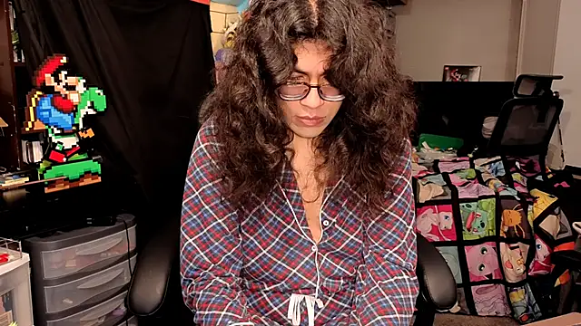 ShinyCherub online show from 11-18-25, 01:55