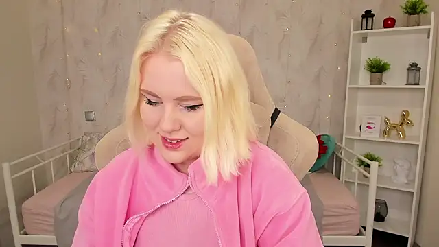 art lovee online show from 01-27-25, 01:05