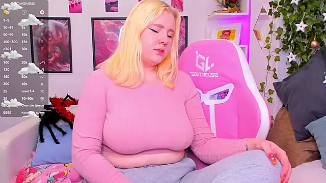 art lovee online show from 12-21-25, 02:19