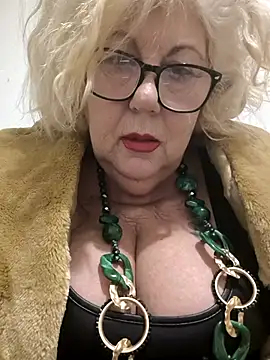 Merilulla online show from 11-26-25, 02:34