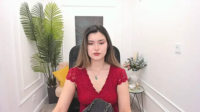 AnneTLi online show from 11-16-25, 03:12