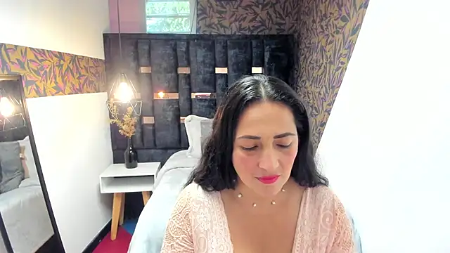 KatteMilf online show from 04-14-26, 07:42