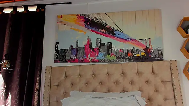 KeryHillson online show from 01-20-25, 04:12