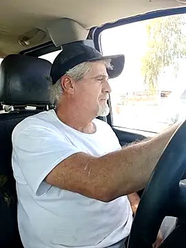 Snapshot of TTolbert chatting on 02-10-25, 07:49 TTolbert online show from 02-10-25, 07:49