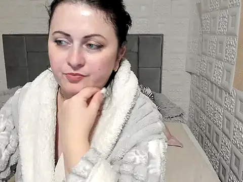 Snapshot of Lillian2 chatting on 02-24-25, 08:58 Lillian2 online show from 02-24-25, 08:58