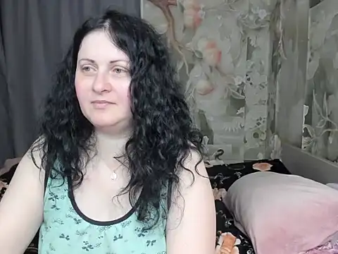 Lillian2 online show from 03-15-26, 07:53