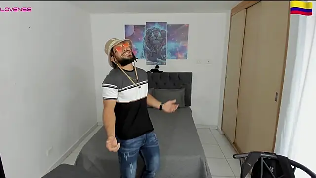 Louis marley   online show from 12-30-24, 10:01