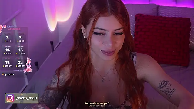 Snapshot of _Eyra chatting on 12-18-25, 01:55 Eyra online show from 12-18-25, 01:55