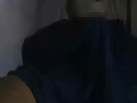 Snapshot of maxstelll chatting on 02-26-26, 04:44 maxstelll online show from 02-26-26, 04:44