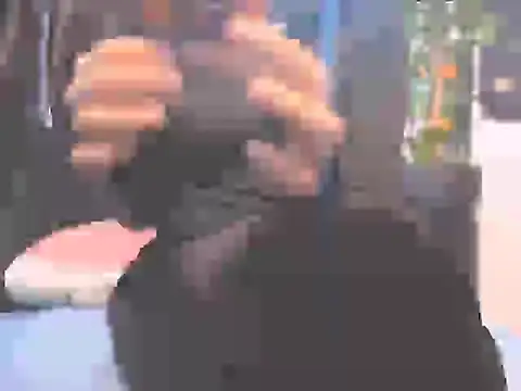 Snapshot of MYFAVOURITESTRAGER chatting on 10-31-25, 03:35 MYFAVOURITESTRAGER online show from 10-31-25, 03:35