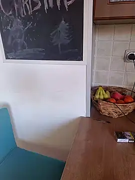 Snapshot of Isabellaa04 chatting on 02-06-25, 09:11 Isabellaa04 online show from 02-06-25, 09:11