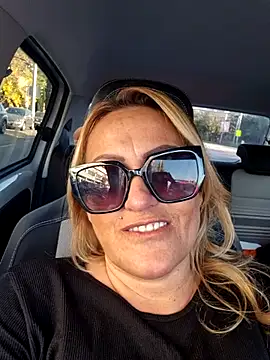 Snapshot of Isabellaa04 chatting on 11-07-25, 12:38 Isabellaa04 online show from 11-07-25, 12:38