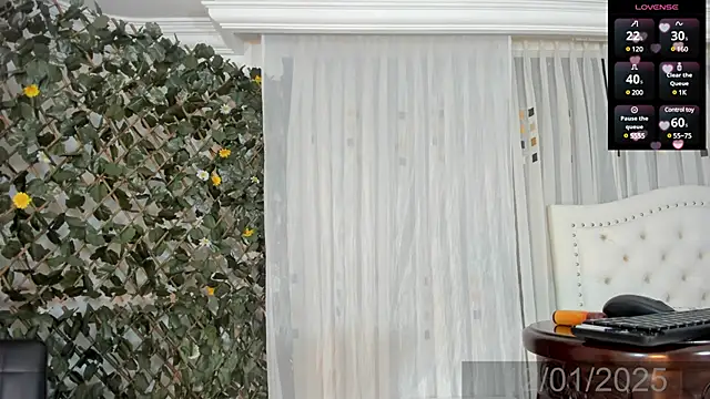 BunnyHotsx online show from 01-16-25, 09:30