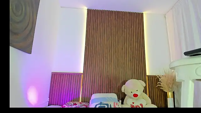 BunnyHotsx online show from 09-13-25, 05:29