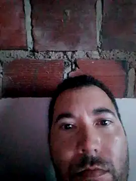 Snapshot of w31 chatting on 09-09-25, 03:39 w31 online show from 09-09-25, 03:39