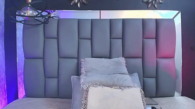  MiaBrown  online show from 09-12-25, 12:05