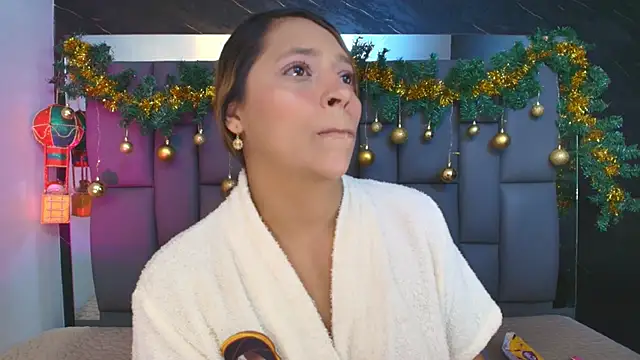  MiaBrown  online show from 12-16-25, 12:10