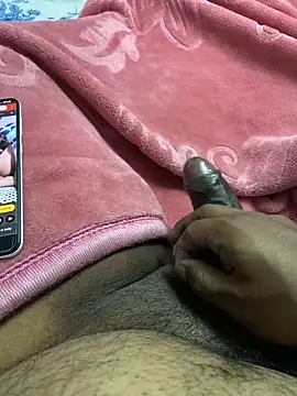 Snapshot of Honeydick7 chatting on 01-15-25, 05:58 Honeydick7 online show from 01-15-25, 05:58