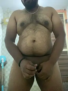 Snapshot of Honeydick7 chatting on 02-02-25, 04:15 Honeydick7 online show from 02-02-25, 04:15