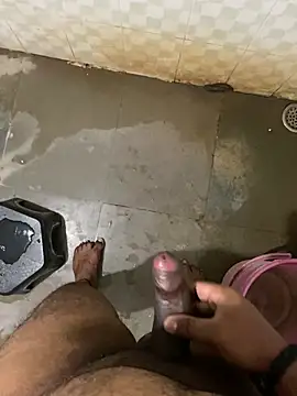 Snapshot of Honeydick7 chatting on 02-13-25, 09:09 Honeydick7 online show from 02-13-25, 09:09