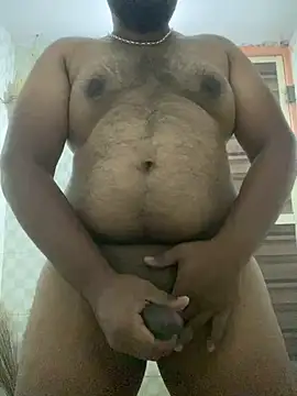 Snapshot of Honeydick7 chatting on 03-19-25, 04:36 Honeydick7 online show from 03-19-25, 04:36