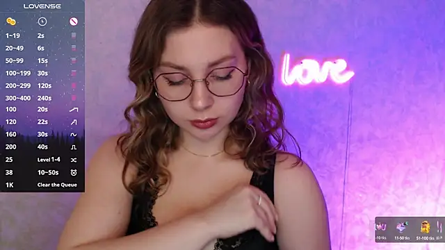 Leah Reed online show from 03-20-25, 10:21