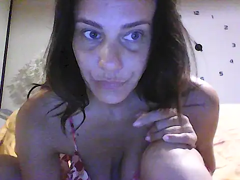 Emyly83 online show from 07-26-26, 10:00